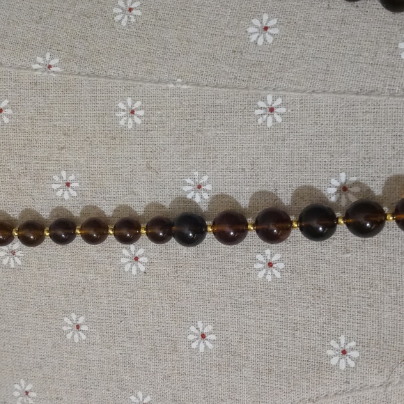 Vintage Graduated Brown 🤎 bead necklace - Picture 3 of 5